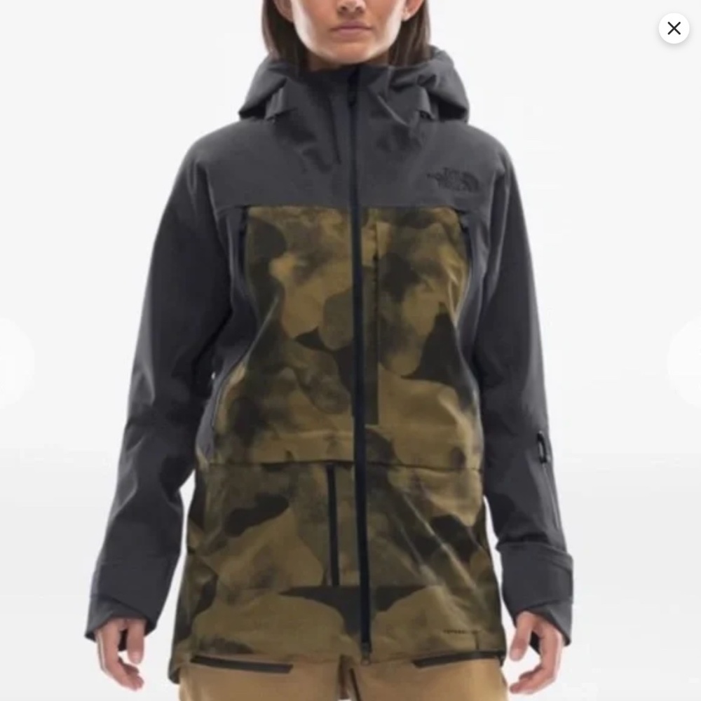 The North Face women’s A-CAD Futurelight™ ski jacket camo size XSmall